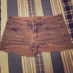 Pac Sun Lira Shorts